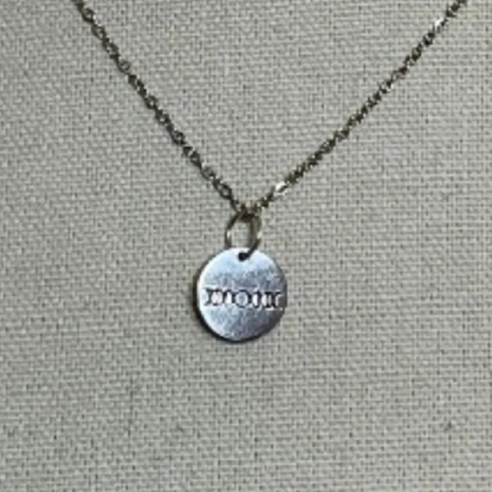 Handmade stamped‎ boho moon dainty silver pendant
18 in chain stainless necklace - Picture 3 of 5